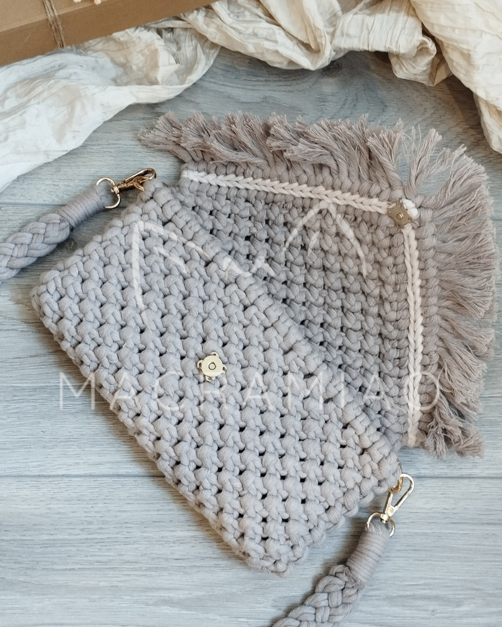 Nini Pochette