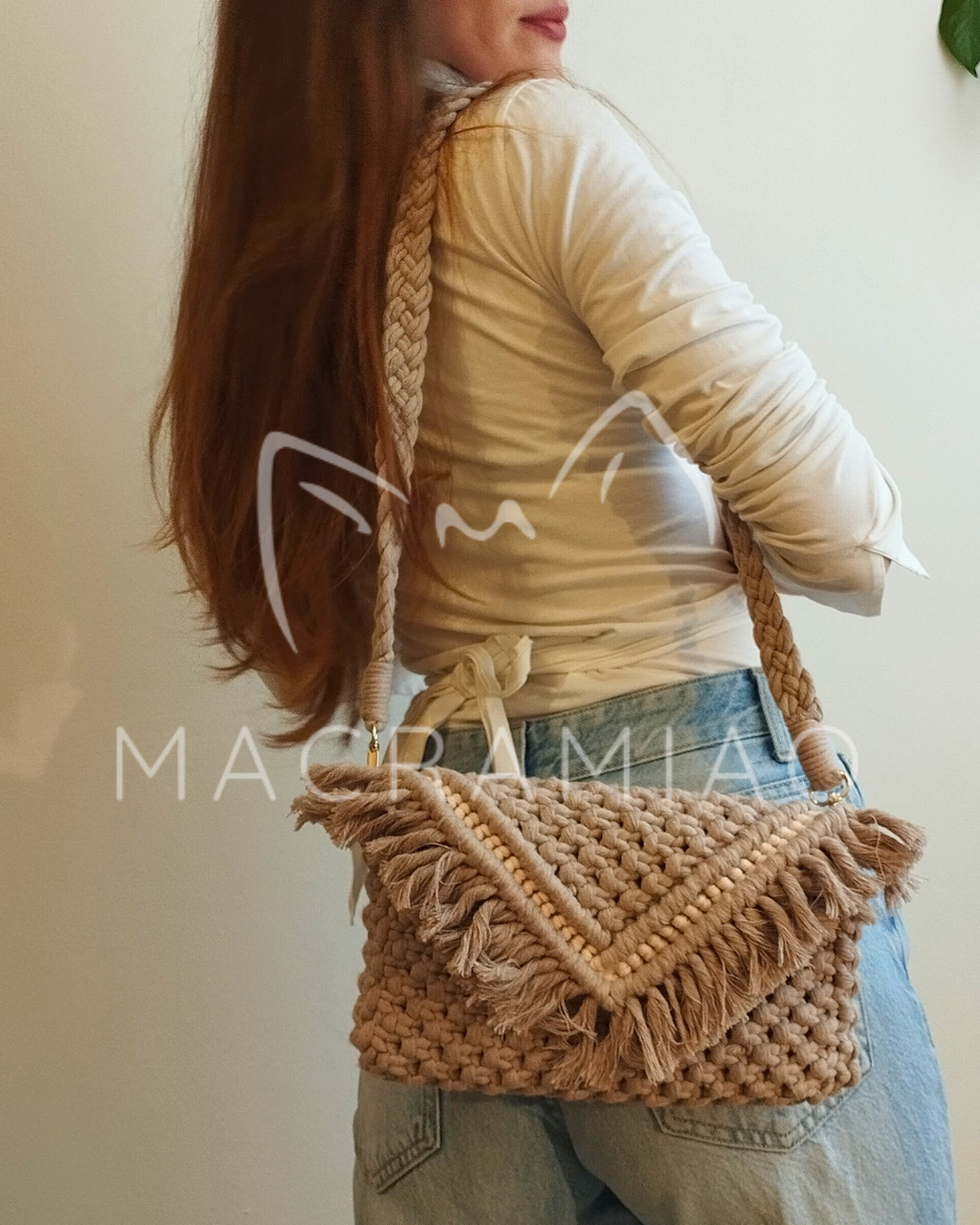 Nini Pochette
